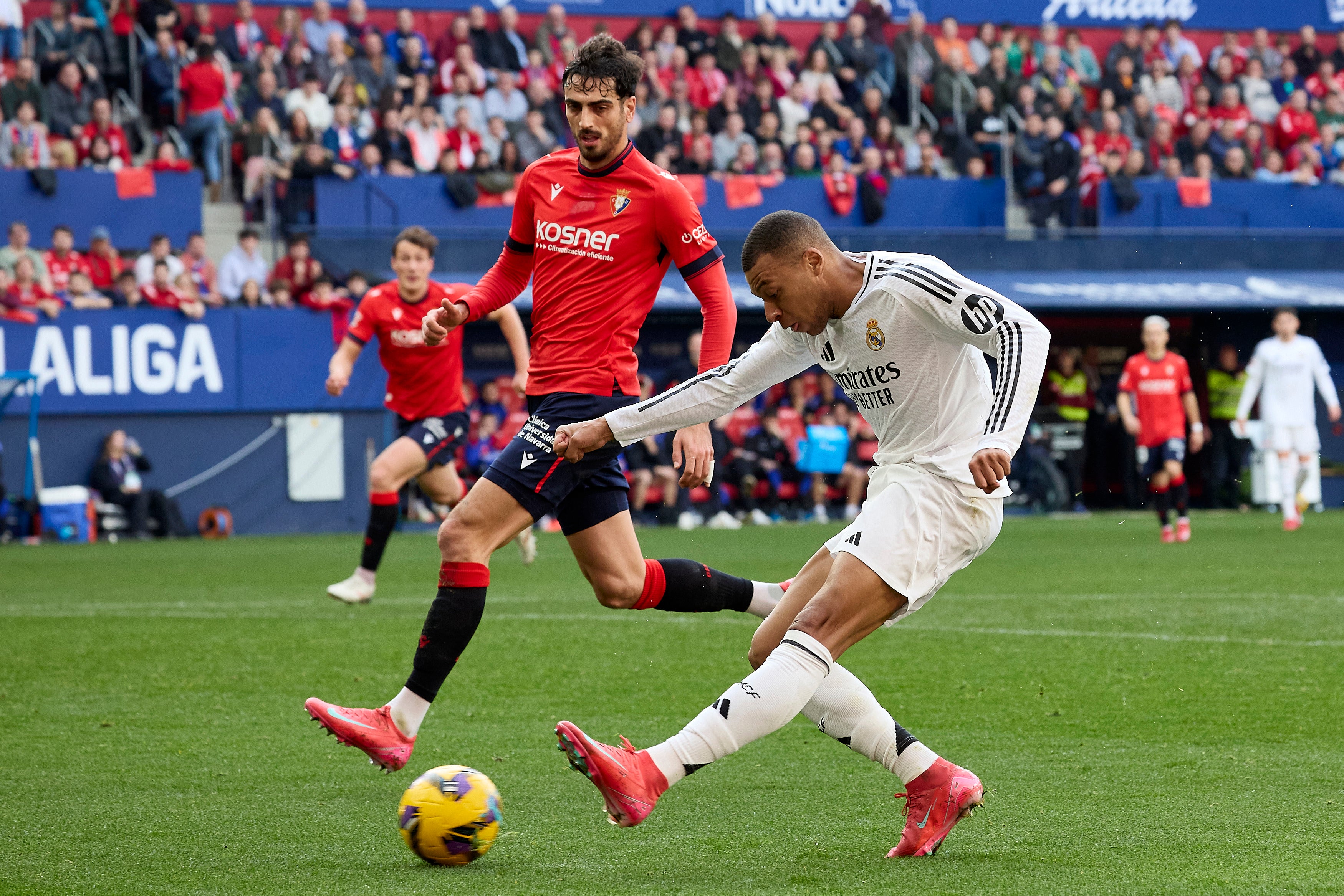 El Real Madrid tendrá que jugar el 19 de agosto contra Osasuna El Real Madrid tendrá que jugar el 19 de agosto contra Osasuna