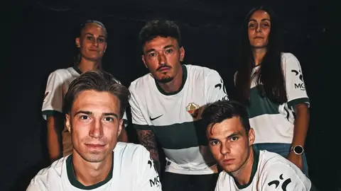 El Elche CF presenta su camiseta para la temporada 2025/26 El Elche CF presenta su camiseta para la temporada 2025/26