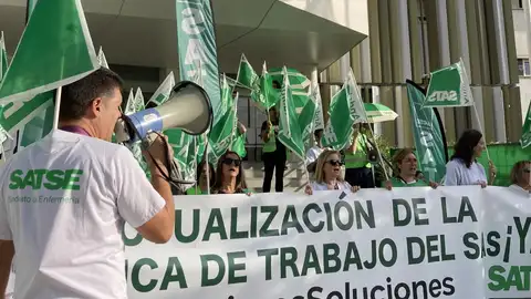 Archivo - Protesta de Satse para exigir la actualización de la bolsa de empleo temporal del SAS. - SATSE ANDALUCIA - Archivo Archivo - Protesta de Satse para exigir la actualización de la bolsa de empleo temporal del SAS. - SATSE ANDALUCIA - Archivo