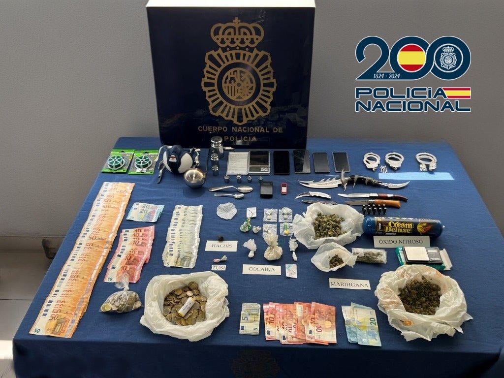 La Policía Nacional desarticula un grupo criminal dedicado a la venta de sustancias estupefacientes La Policía Nacional desarticula un grupo criminal dedicado a la venta de sustancias estupefacientes