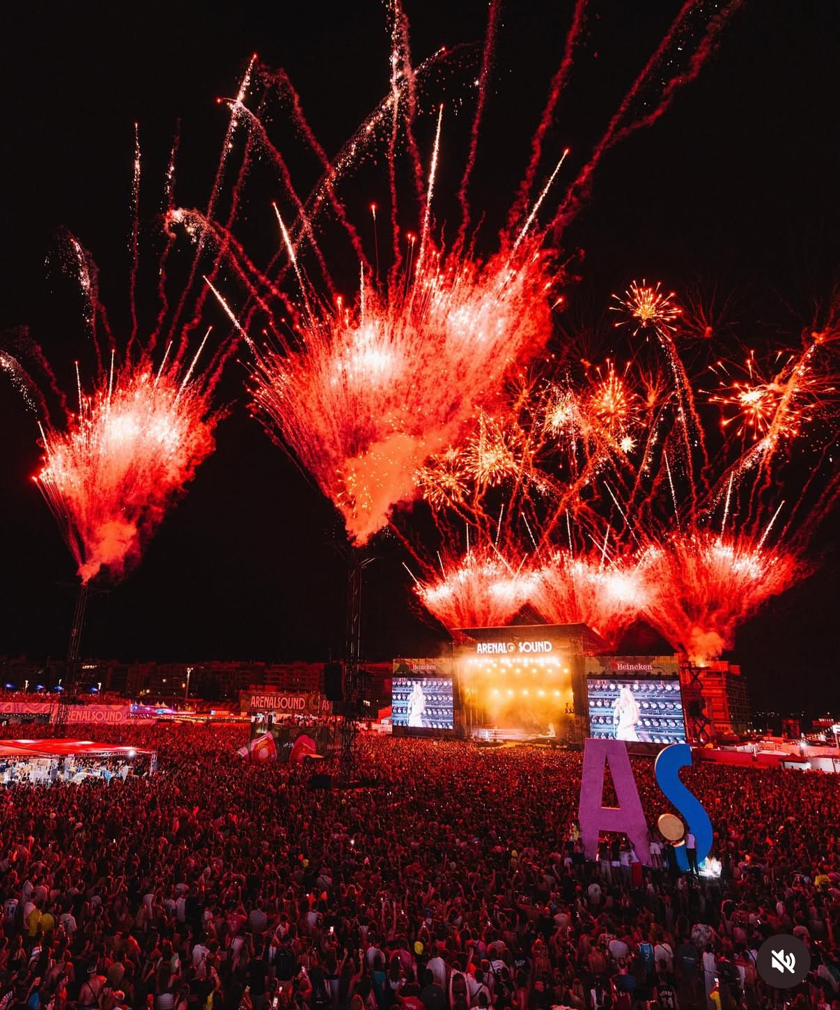 Arenal Sound 2025 cierra con buen sabor de boca y no exento de polémica Arenal Sound 2025 cierra con buen sabor de boca y no exento de polémica