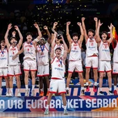 Guillermo del Pino proclama campeona de Europa a España Sub-18 sobre la bocina Guillermo del Pino proclama campeona de Europa a España Sub-18 sobre la bocina