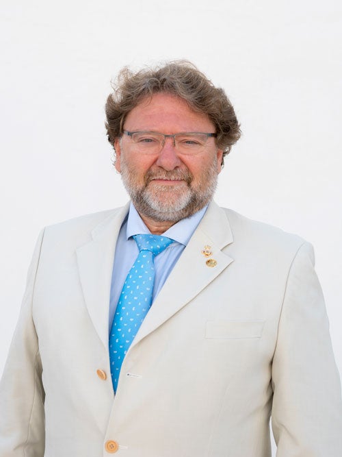 Vicent Torres: “En tiempos de sequía como estos, ahorrar agua no es una opción sino algo obligatorio”. Vicent Torres: “En tiempos de sequía como estos, ahorrar agua no es una opción sino algo obligatorio”.