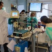 El Hospital Materno Infantil de Málaga, acreditado como centro de referencia nacional para el transporte pediátrico en ECMO