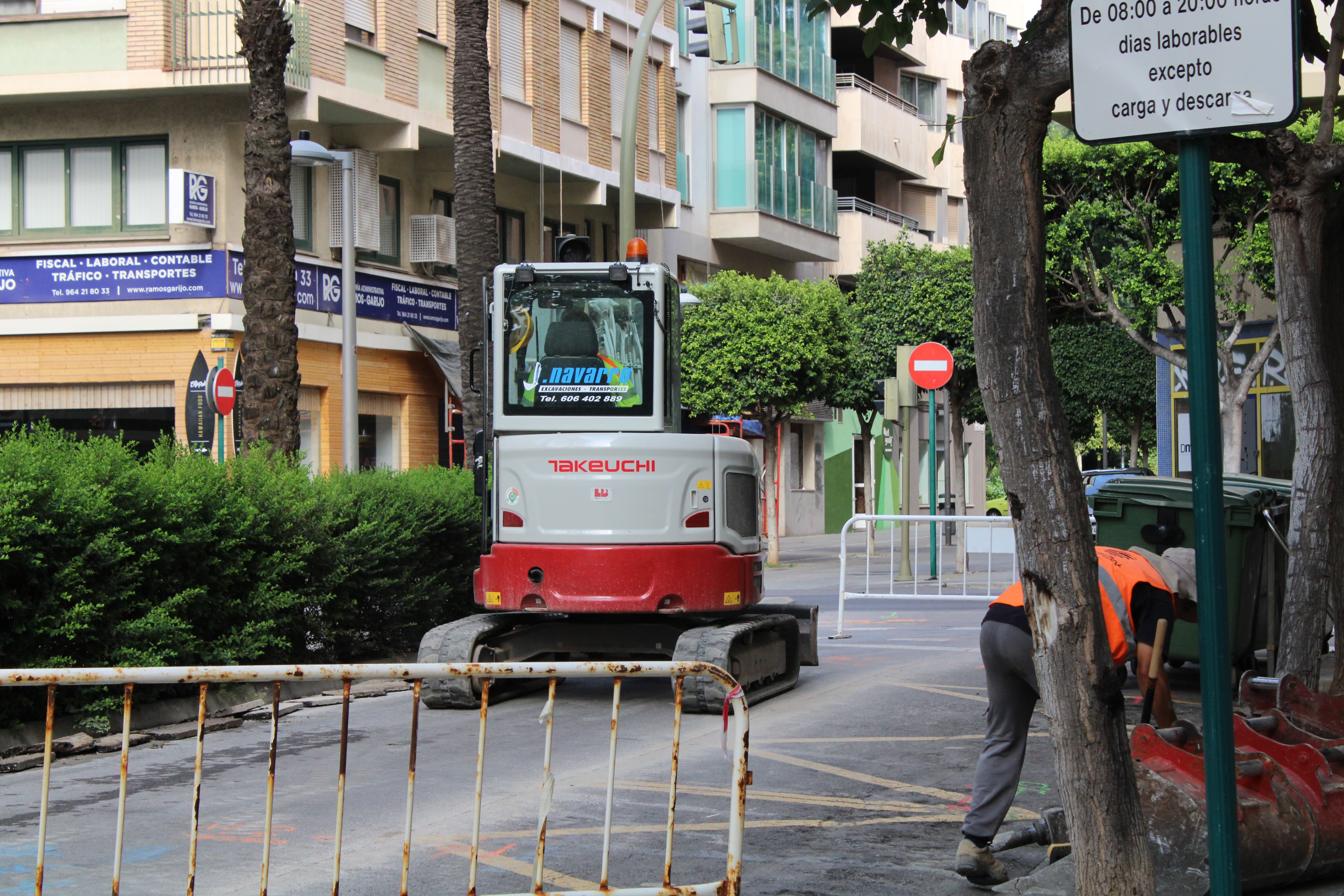 Se inician los trabajos de la ZBE en las calles Trullols y Arquitecto Traver Se inician los trabajos de la ZBE en las calles Trullols y Arquitecto Traver
