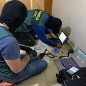 Agentes de la Guardia Civil durante la operación 'Italica Halfway'. - GUARDIA CIVIL.