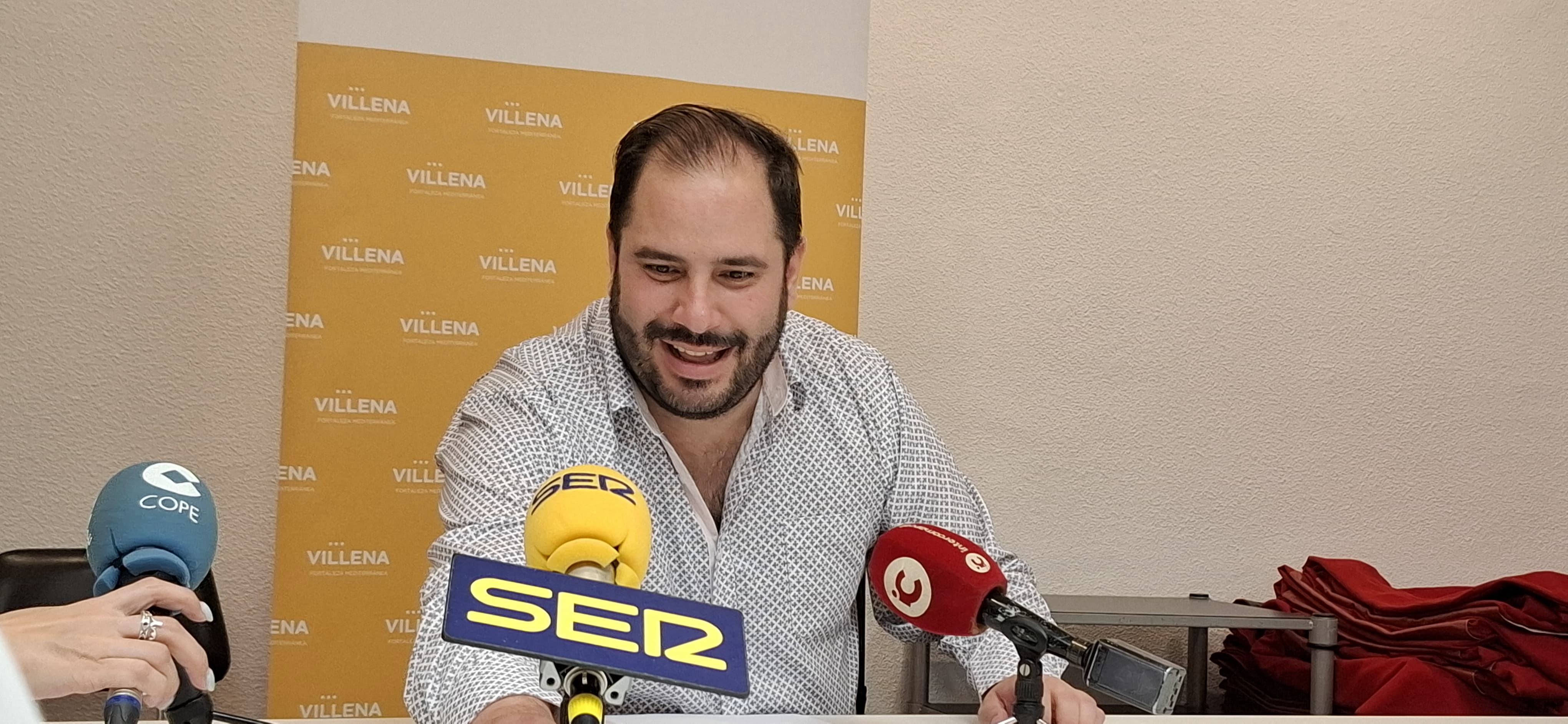 Villena logra la reducción de la planta fotovoltaica de Repsol Renovables y su retranqueo para alejarse del entorno de Sierra Salinas Villena logra la reducción de la planta fotovoltaica de Repsol Renovables y su retranqueo para alejarse del entorno de Sierra Salinas