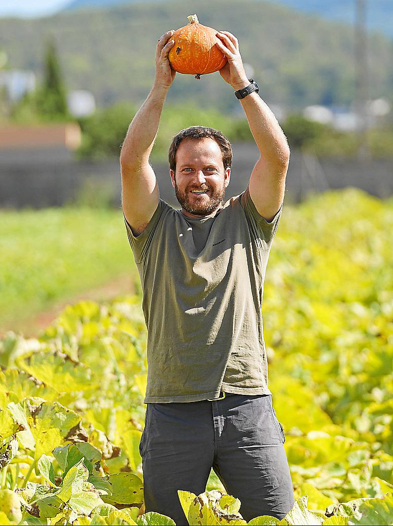 Toni Tur Bonet: “No se puede aplazar más el debate porque el campo ibicenco está en decadencia” Toni Tur Bonet: “No se puede aplazar más el debate porque el campo ibicenco está en decadencia”