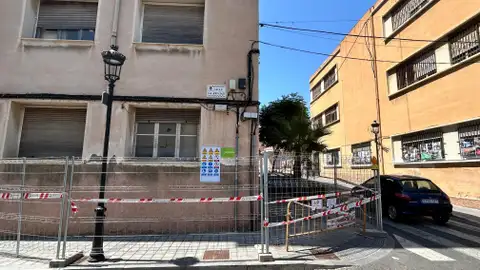 El edificio que se va a reformar El edificio que se va a reformar