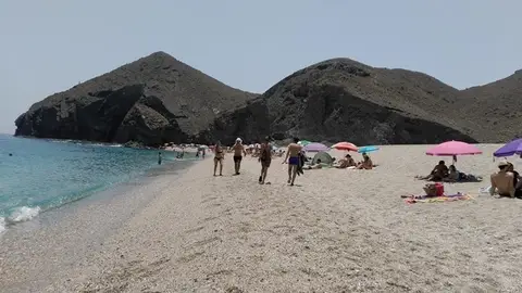 Imagen de archivo de la playa de Los Muertos, en Carboneras (Almería). Imagen de archivo de la playa de Los Muertos, en Carboneras (Almería).