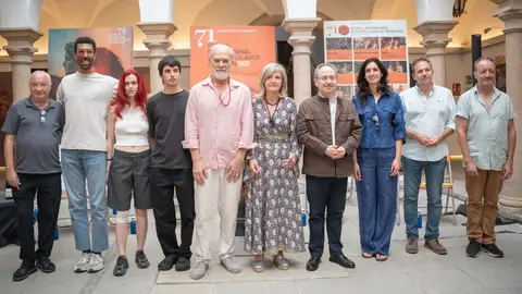 `Memorias de Adriano´ llega al Teatro Romano protagonizada por Lluís Homar bajo la dirección de Beatriz Jaén `Memorias de Adriano´ llega al Teatro Romano protagonizada por Lluís Homar bajo la dirección de Beatriz Jaén