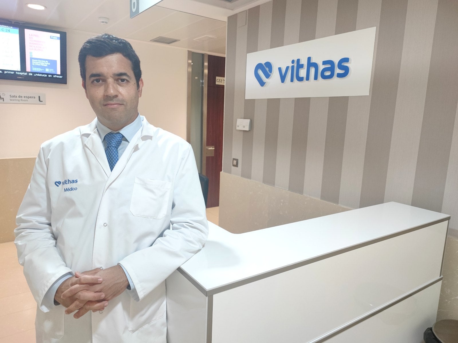 Cambio de hábitos en verano: cómo cuidar la espalda entre viajes, playa y deporte Cambio de hábitos en verano: cómo cuidar la espalda entre viajes, playa y deporte