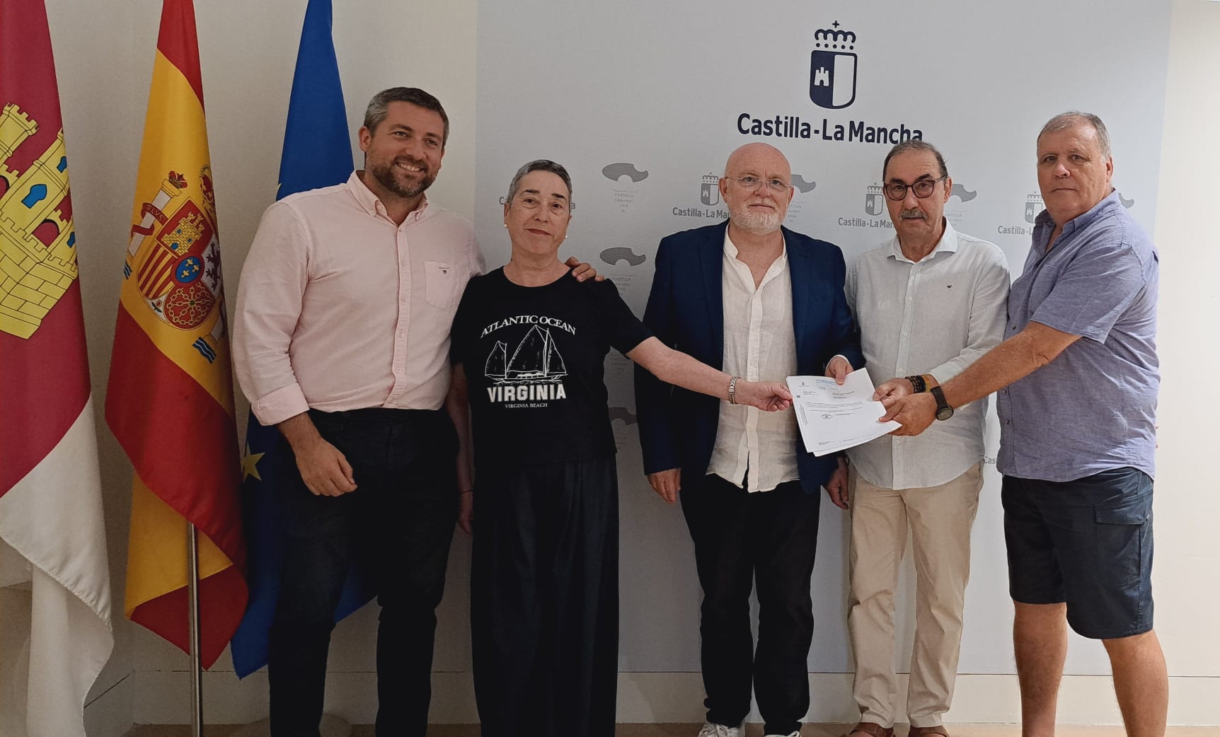 El Gobierno regional cede un local a la Asociación de Vecinos de San Antonio Abad de Albacete El Gobierno regional cede un local a la Asociación de Vecinos de San Antonio Abad de Albacete