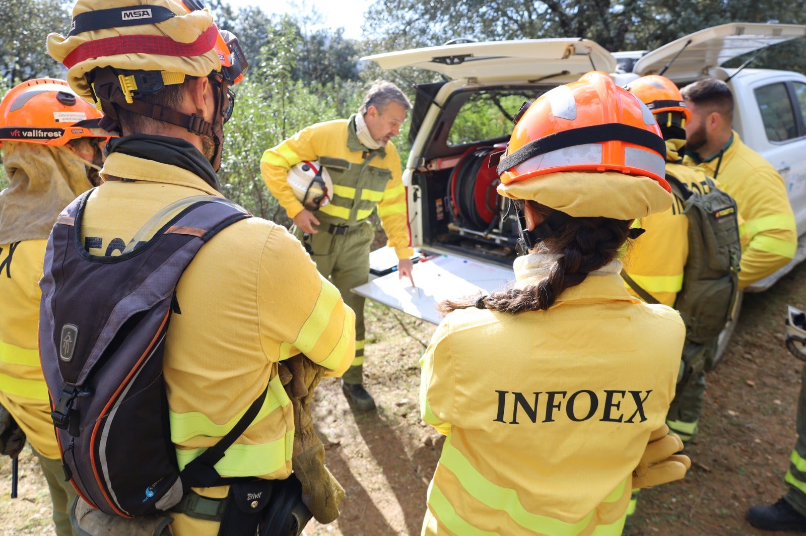 Continúa activo un Incendio Forestal en Oliva de Mérida declarado de nivel 1 por la proximidad a edificaciones aisladas Continúa activo un Incendio Forestal en Oliva de Mérida declarado de nivel 1 por la proximidad a edificaciones aisladas
