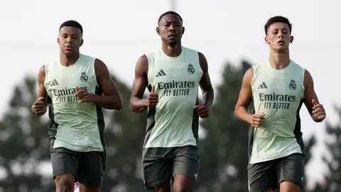 Arranca la nueva etapa de Xabi Alonso al frente del Real Madrid: quién llega y quién se va Arranca la nueva etapa de Xabi Alonso al frente del Real Madrid: quién llega y quién se va