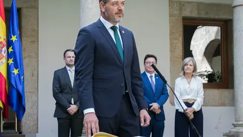 Francisco Ramírez toma posesión como nuevo Consejero de Gestión Forestal y Mundo Rural tras la dimisión de Higuero por falsear c.v Francisco Ramírez toma posesión como nuevo Consejero de Gestión Forestal y Mundo Rural tras la dimisión de Higuero por falsear c.v