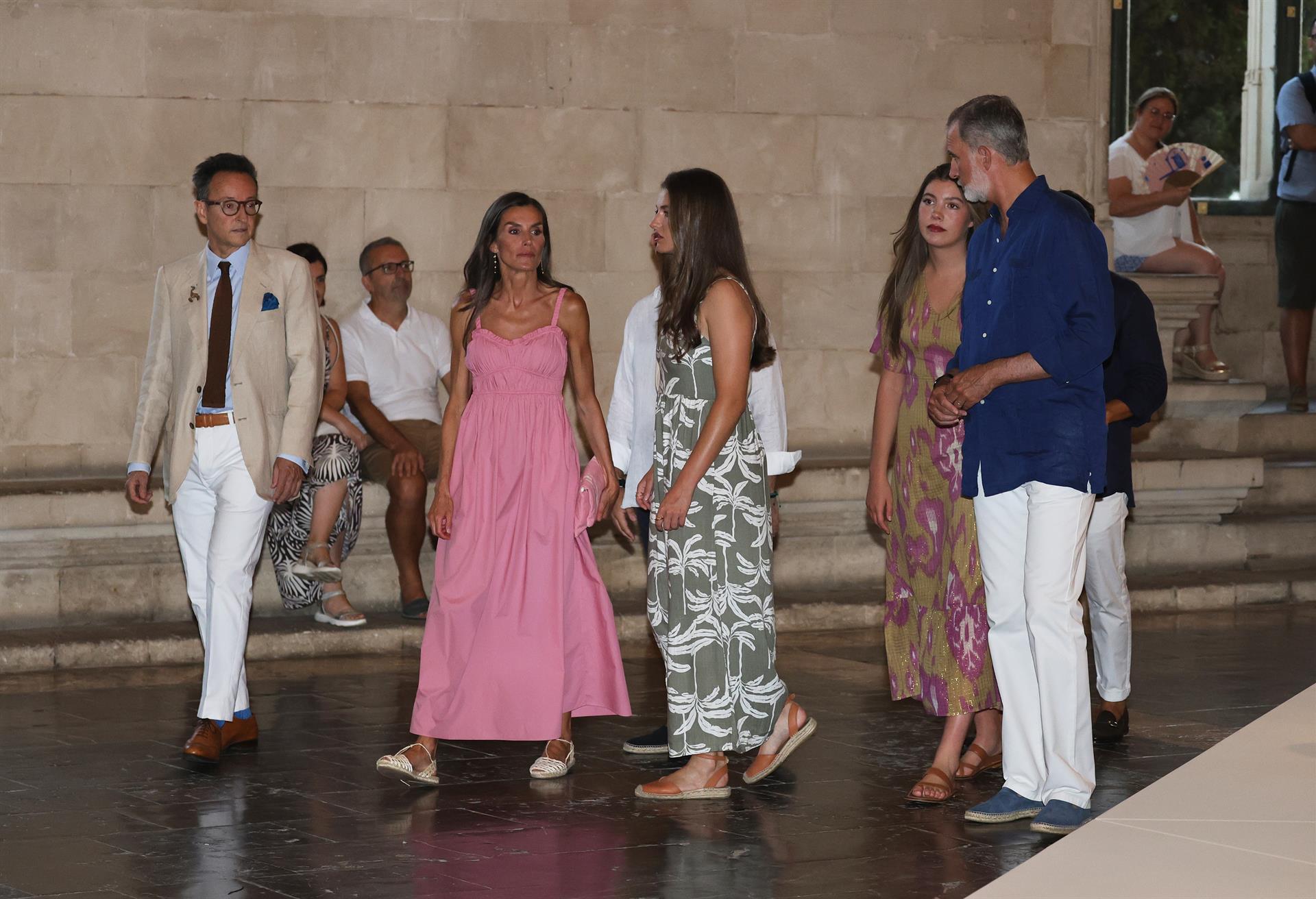 Jupol celebra que los policías que protegieron a la Familia Real en Mallorca ya estén cobrando sus dietas Jupol celebra que los policías que protegieron a la Familia Real en Mallorca ya estén cobrando sus dietas