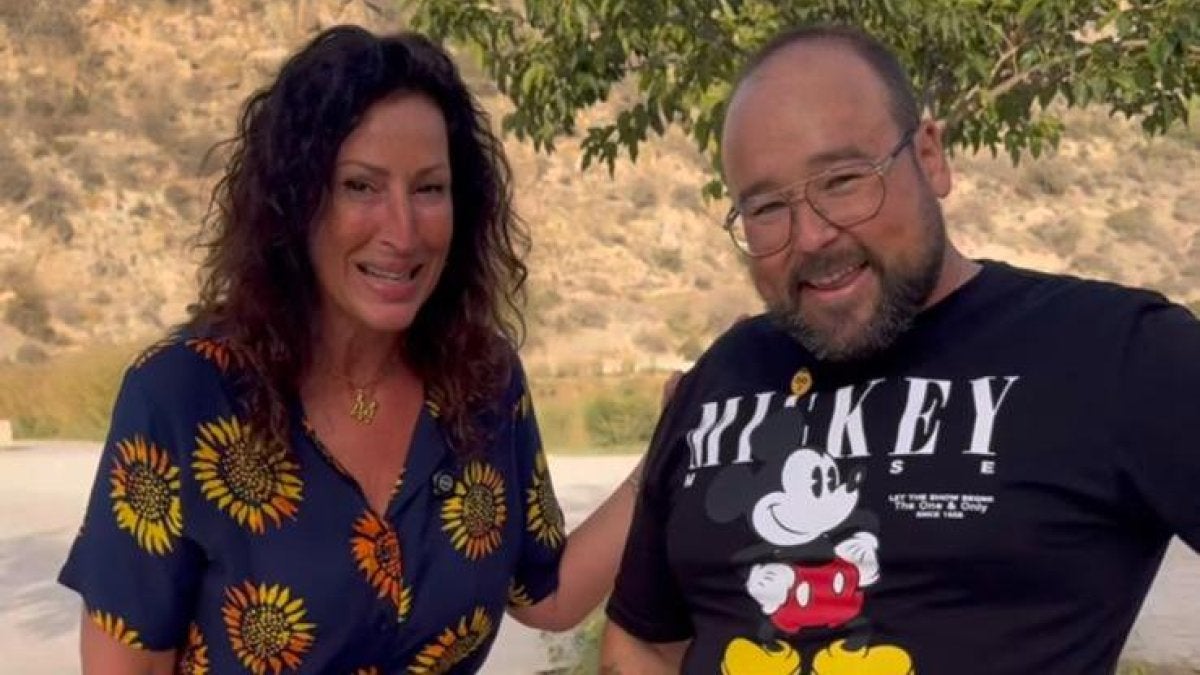 Vicente Martínez, más conocido como Sr. Langostino, más conocido como el de 'Almería Postureo', pregonero de la feria Vicente Martínez, más conocido como Sr. Langostino, más conocido como el de 'Almería Postureo', pregonero de la feria