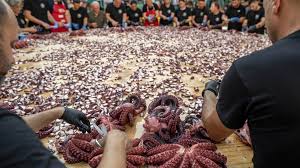 Carballiño volve a bater o récord mundial de tapa de pulpo xigante Carballiño volve a bater o récord mundial de tapa de pulpo xigante
