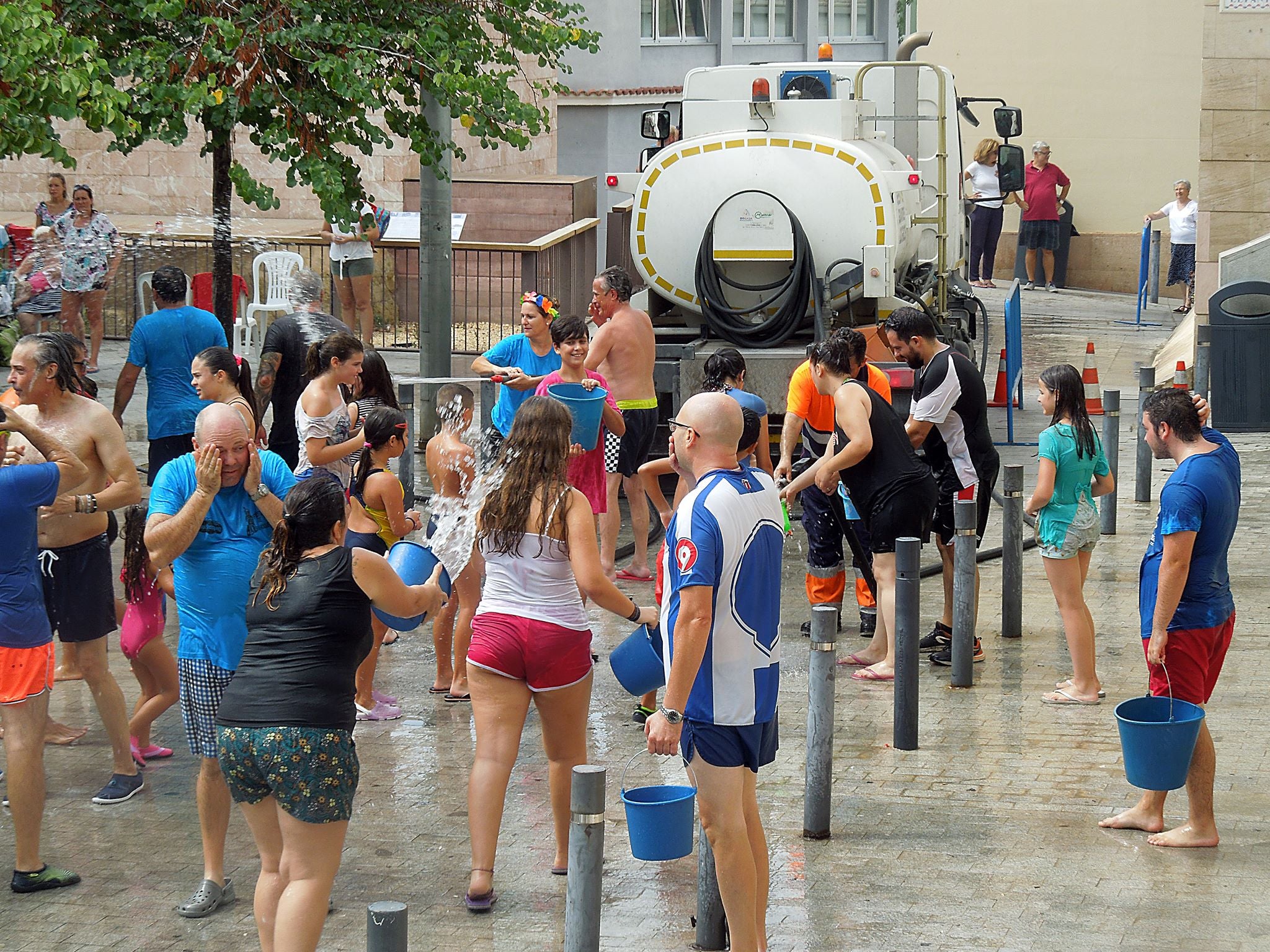 La Banda Sinfónica inaugura las fiestas de agosto con un concierto en el Ayuntamiento de Alicante La Banda Sinfónica inaugura las fiestas de agosto con un concierto en el Ayuntamiento de Alicante