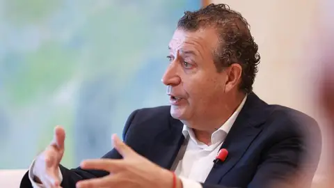 El presidente de la Diputación, Javier Fernández, durante la entrevista de Europa Press. - ROCÍO RUZ-EUROPA PRESS El presidente de la Diputación, Javier Fernández, durante la entrevista de Europa Press. - ROCÍO RUZ-EUROPA PRESS