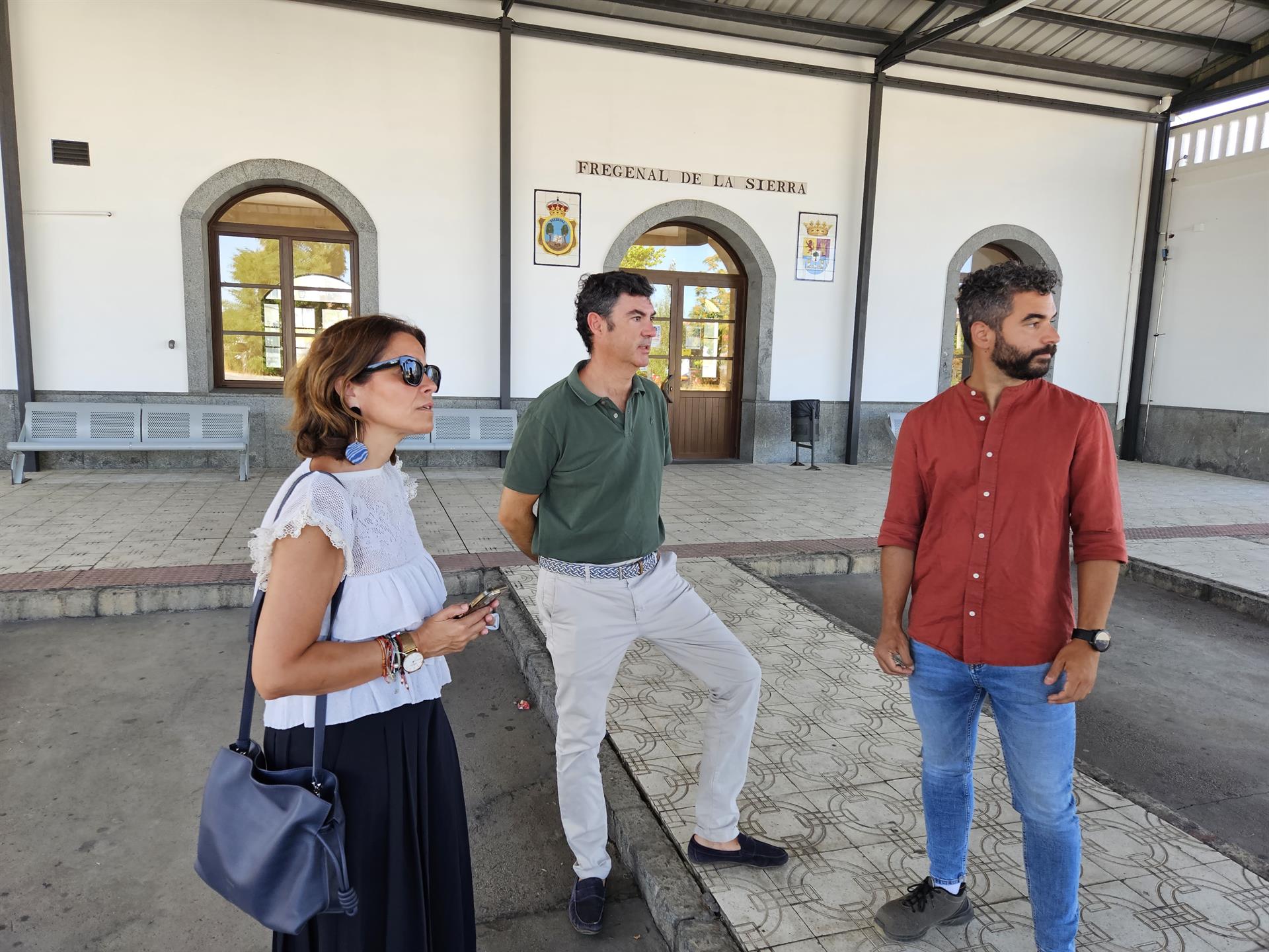 La Junta destina 63.520 euros a obras para reabrir la estación de autobuses de Fregenal de la Sierra La Junta destina 63.520 euros a obras para reabrir la estación de autobuses de Fregenal de la Sierra