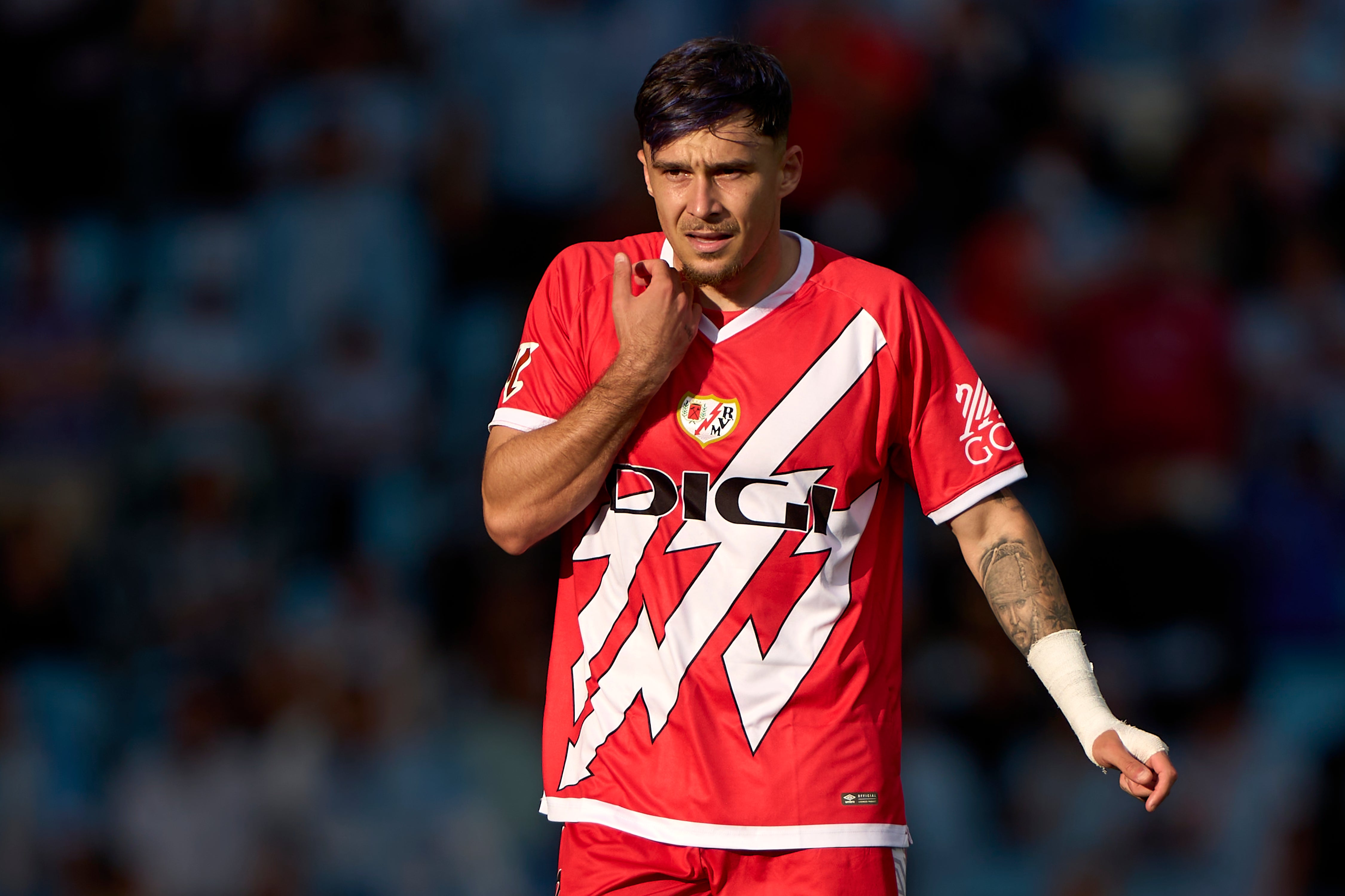 El Rayo compra al Villarreal el 50% de los derechos restantes de Ratiu El Rayo compra al Villarreal el 50% de los derechos restantes de Ratiu