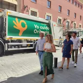 Los nuevos camiones de recogida de RSU reforzarán el servicio en la costa de Orihuela después de semanas de graves deficiencias Los nuevos camiones de recogida de RSU reforzarán el servicio en la costa de Orihuela después de semanas de graves deficiencias