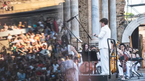 Pilar Vizcaíno realizará el Encendido Oficial del Recinto Ferial en las Ferias y Fiestas de Mérida 2025 Pilar Vizcaíno realizará el Encendido Oficial del Recinto Ferial en las Ferias y Fiestas de Mérida 2025