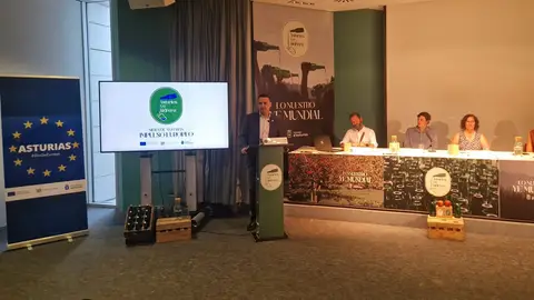 Guillermo Peláez en la feria internacional de muestras Guillermo Peláez en la feria internacional de muestras