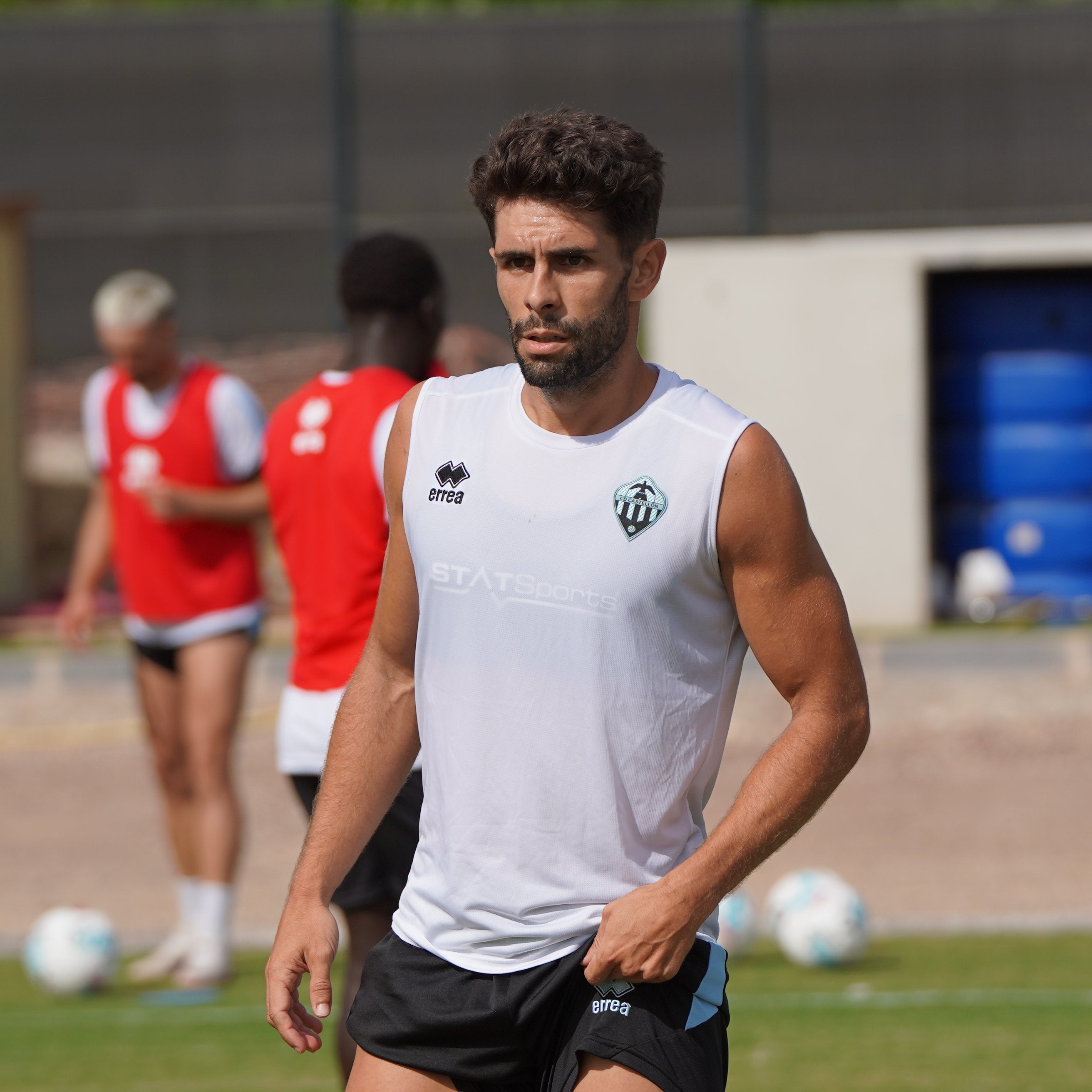 Óscar Gil, jugador del CD Castellón: “Estamos en la línea correcta y con mucha ambición” Óscar Gil, jugador del CD Castellón: “Estamos en la línea correcta y con mucha ambición”