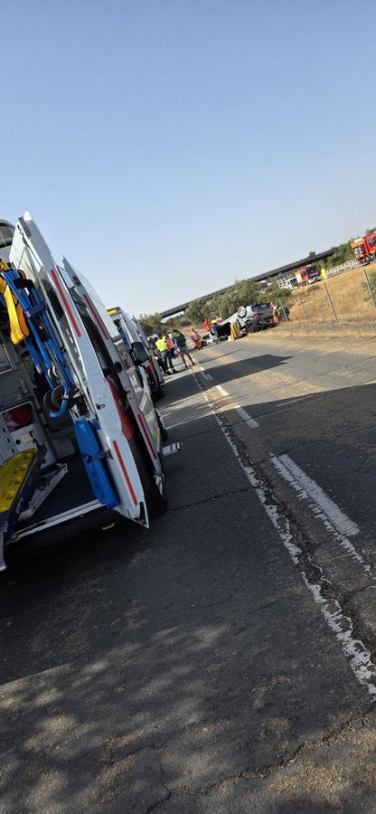 Una niña de 10 años fallecida y 8 heridos de diversa consideración en un accidente de tráfico en la A5 en Villamesías Una niña de 10 años fallecida y 8 heridos de diversa consideración en un accidente de tráfico en la A5 en Villamesías