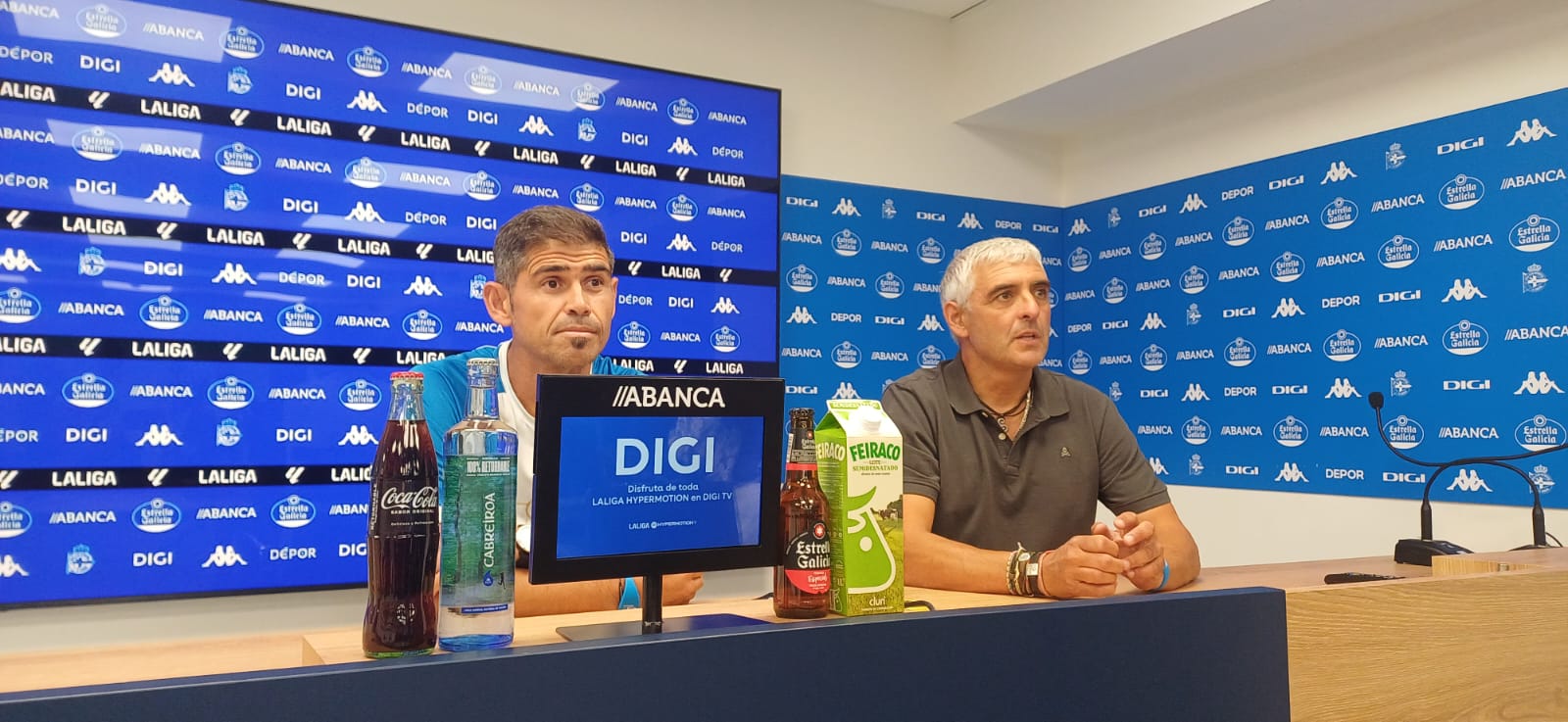 Patiño se queda en el Deportivo, mientras que Hidalgo abre la puerta a salir cedido a Luís Chacón Patiño se queda en el Deportivo, mientras que Hidalgo abre la puerta a salir cedido a Luís Chacón