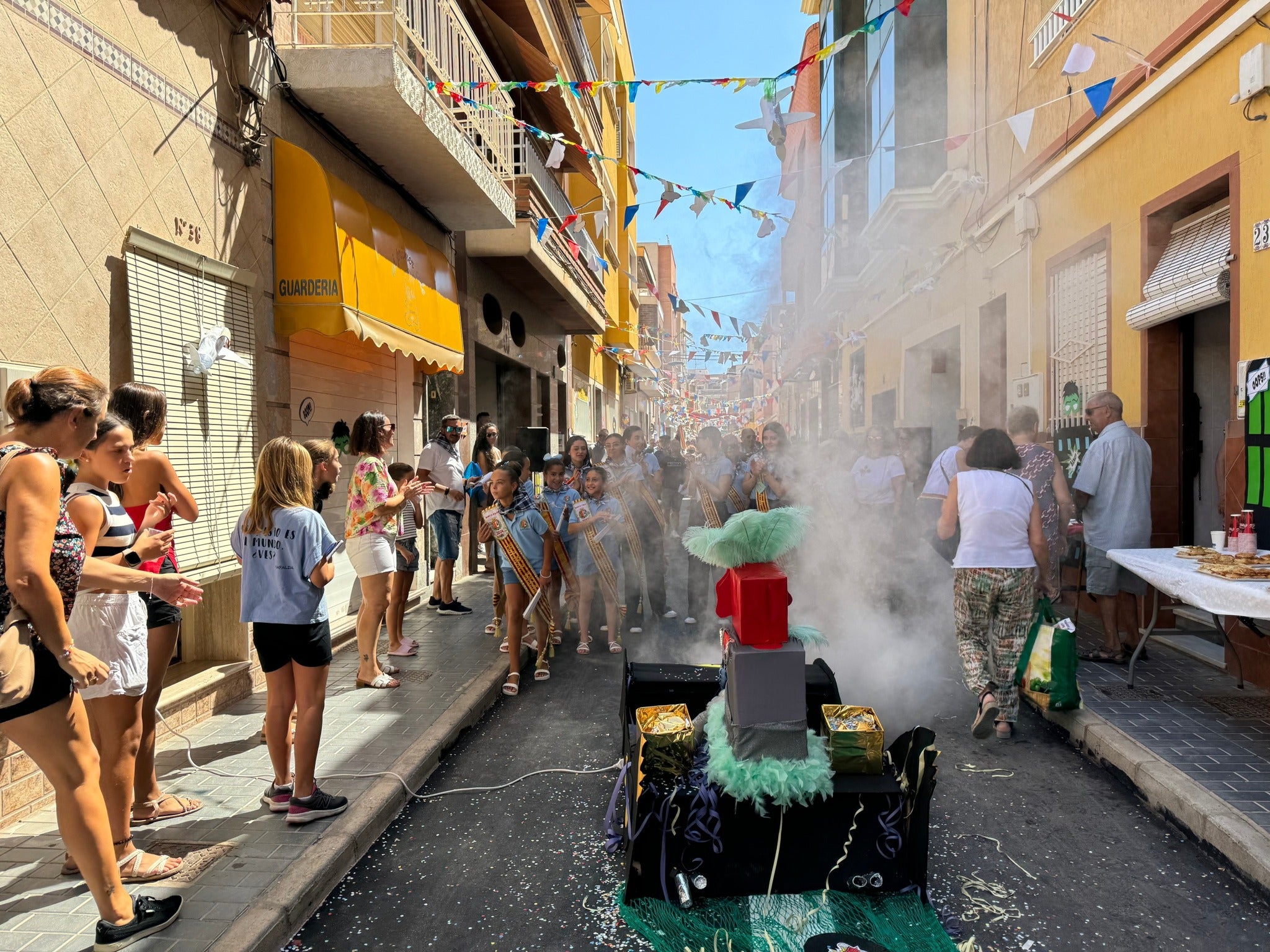 Santa Pola presenta las bases del concurso de calles engalanadas de las fiestas patronales Santa Pola presenta las bases del concurso de calles engalanadas de las fiestas patronales