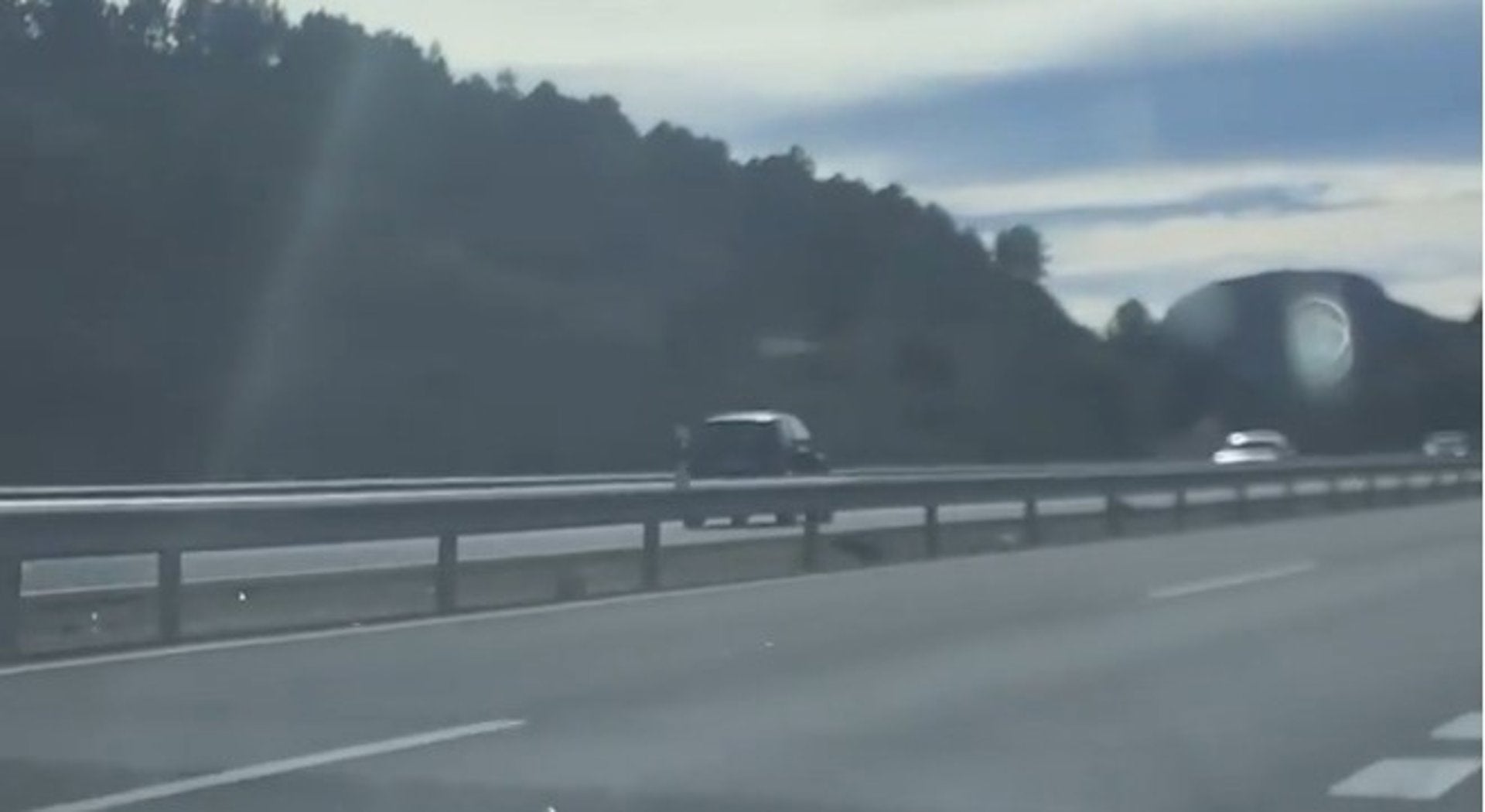 Interceptan en la A-66 a un conductor en sentido contrario y que dio positivo en cocaína y THC Interceptan en la A-66 a un conductor en sentido contrario y que dio positivo en cocaína y THC