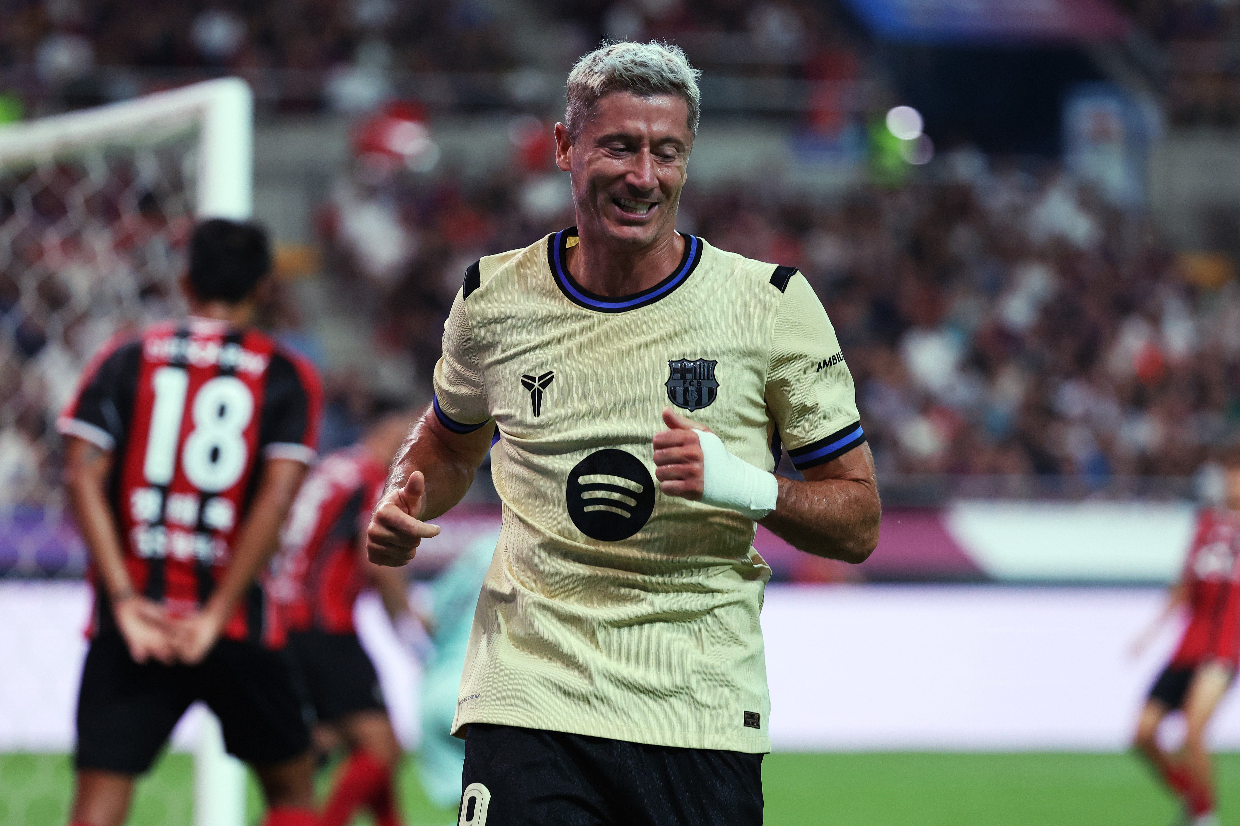 Lewandowski, baja para el Gamper por molestias musculares Lewandowski, baja para el Gamper por molestias musculares