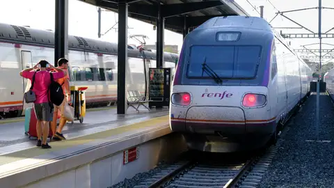 Renfe consigue su récord de viajeros en el mes de julio Renfe consigue su récord de viajeros en el mes de julio