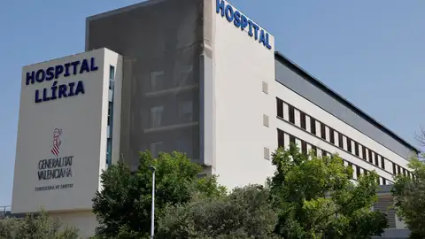 Vista del hospital de Llíria (València), en el que ha sido ingresado de urgencia este viernes el excomisionado para la reconstrucción tras la dana, José María Ángel. Vista del hospital de Llíria (València), en el que ha sido ingresado de urgencia este viernes el excomisionado para la reconstrucción tras la dana, José María Ángel.