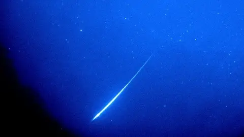 Una "brillante bola de fuego" ilumina el cielo en plena temporada de Perseidas Una "brillante bola de fuego" ilumina el cielo en plena temporada de Perseidas