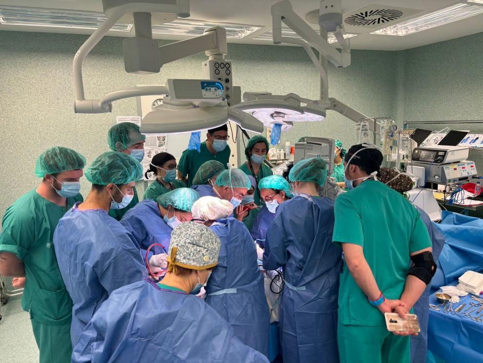 Récord en la reducción de las listas de espera en un mes de julio Récord en la reducción de las listas de espera en un mes de julio