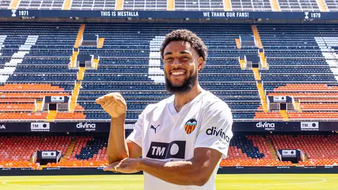 Primeras declaraciones de Danjuma como valencianista Primeras declaraciones de Danjuma como valencianista