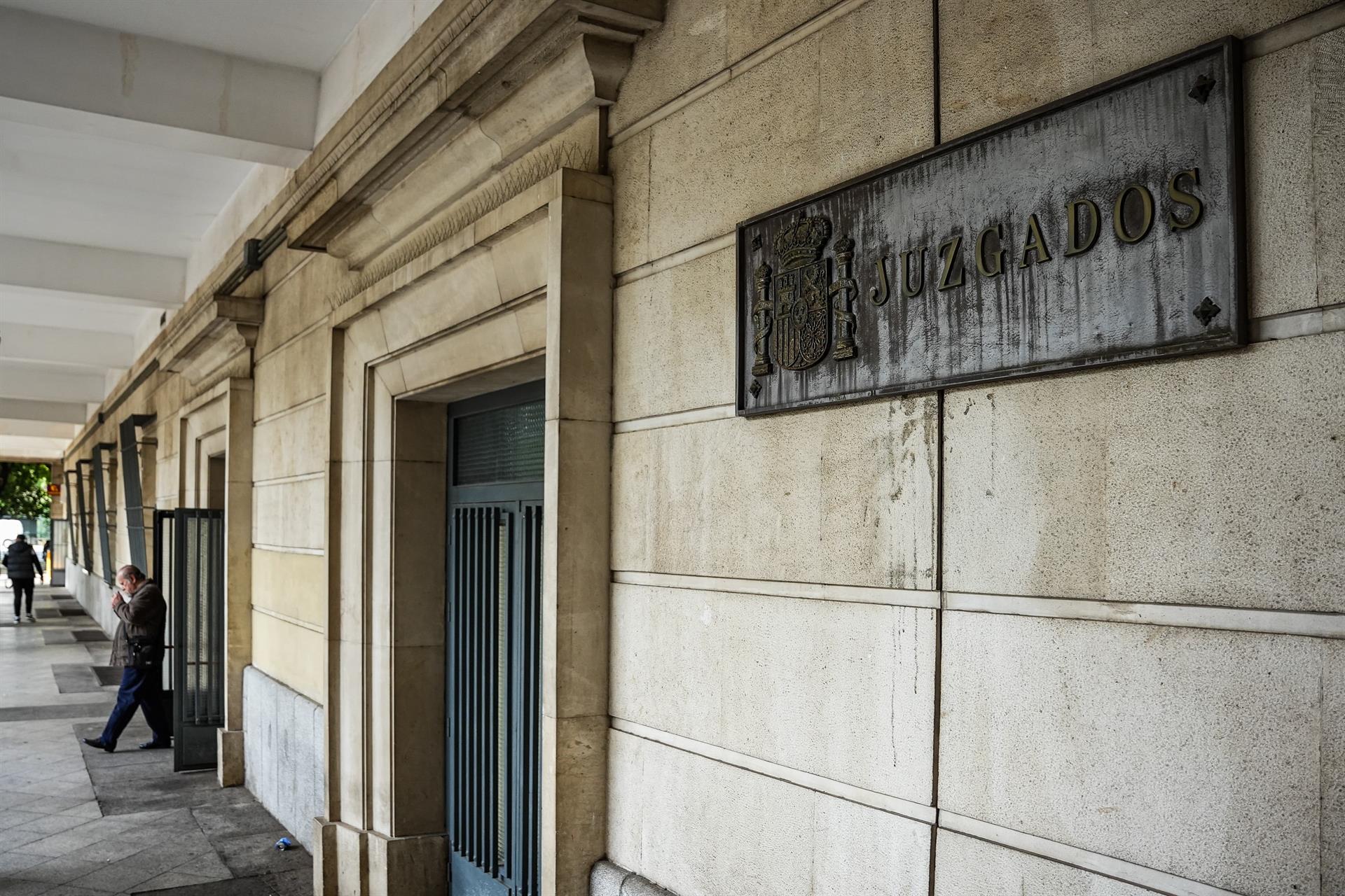 Prisión provisional sin fianza para la pareja detenida por el tiroteo en Las Cabezas Prisión provisional sin fianza para la pareja detenida por el tiroteo en Las Cabezas