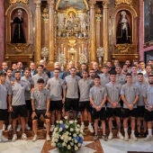 Ofrenda floral a la Divina Pastora 