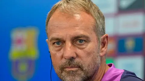 Flick, sobre las inscripciones: "No estoy contento, pero confío en el club" Flick, sobre las inscripciones: "No estoy contento, pero confío en el club"