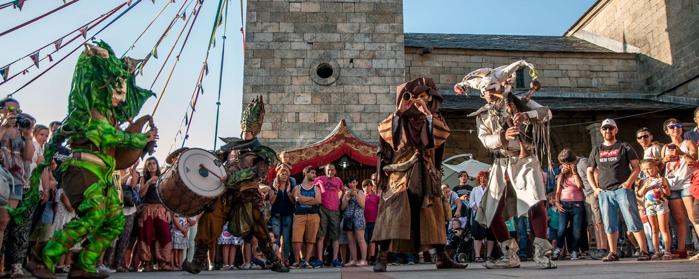El mercadillo medieval de Puebla de Sanabria abre sus puertas El mercadillo medieval de Puebla de Sanabria abre sus puertas