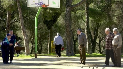 Le&oacute;n, Lugo, Ourense o Zamora ya presentan la misma cantidad de pensionistas que de cotizantes 