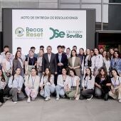 Archivo - Acto de entrega de resoluciones de las 'Becas Reset' para el pasado curso 2024-2025. - DIPUTACIÓN DE SEVILLA - Archivo