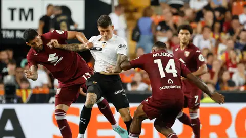 Dani Raba se ganó el cariño de Mestalla: "Ha sido muy ilusionante" Dani Raba se ganó el cariño de Mestalla: "Ha sido muy ilusionante"