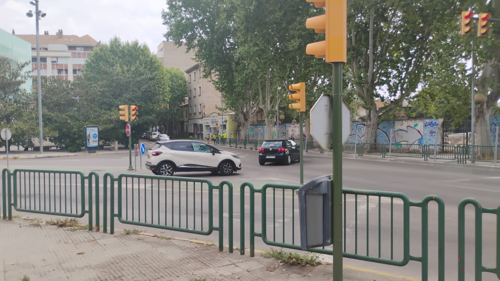 Empieza la construcción de la rotonda de Martínez de Velasco Empieza la construcción de la rotonda de Martínez de Velasco