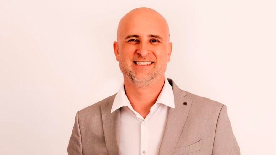 Juan Francisco Ballesteros: "La música es una herramienta absolutamente necesaria para el desarrollo de los niños" Juan Francisco Ballesteros: "La música es una herramienta absolutamente necesaria para el desarrollo de los niños"